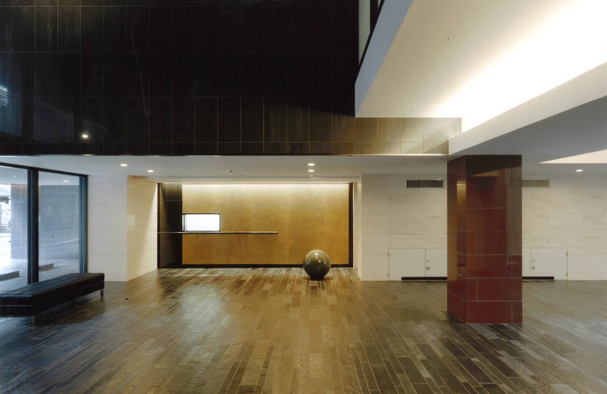 エントランスホール