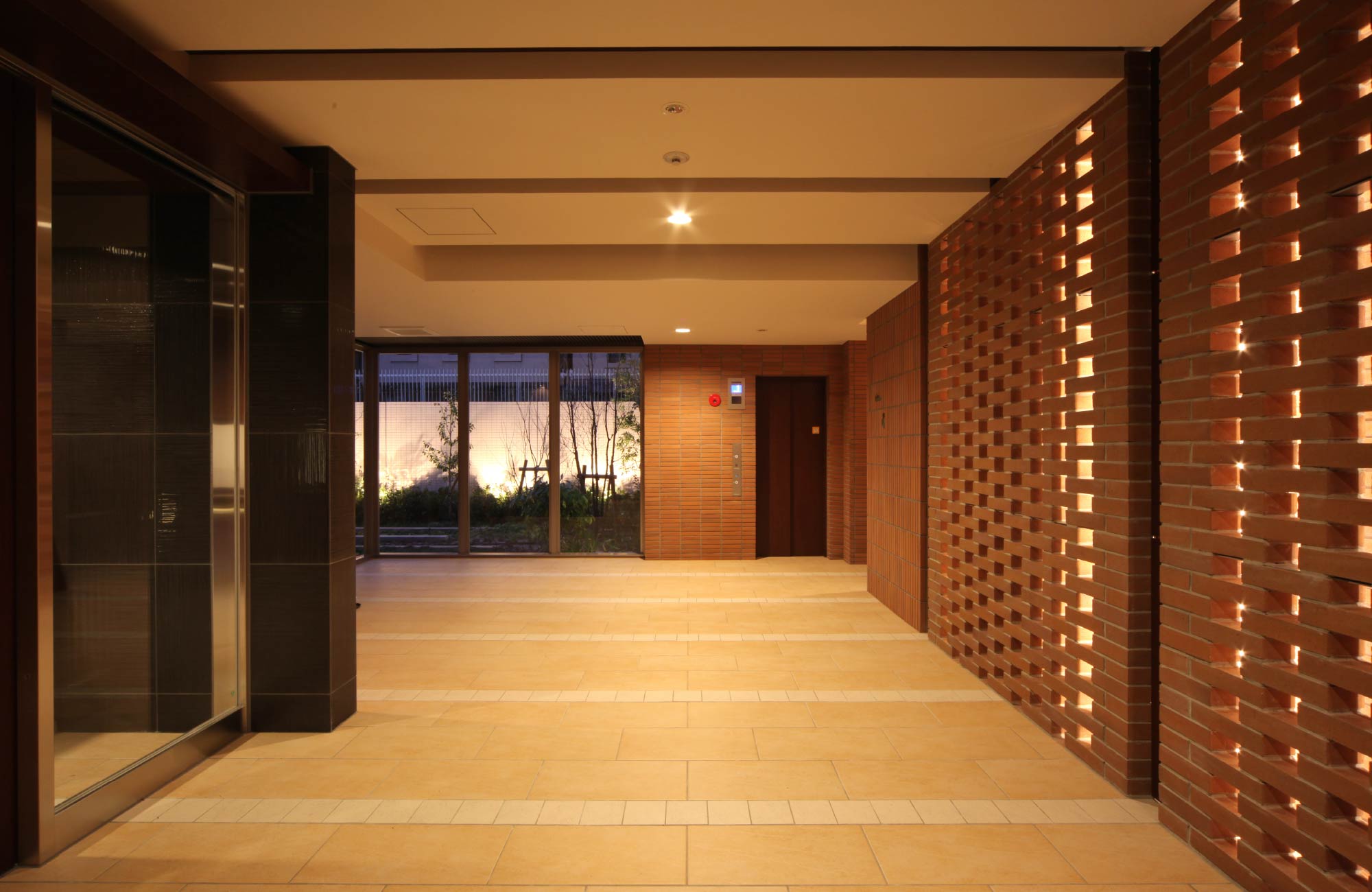 エントランスホール