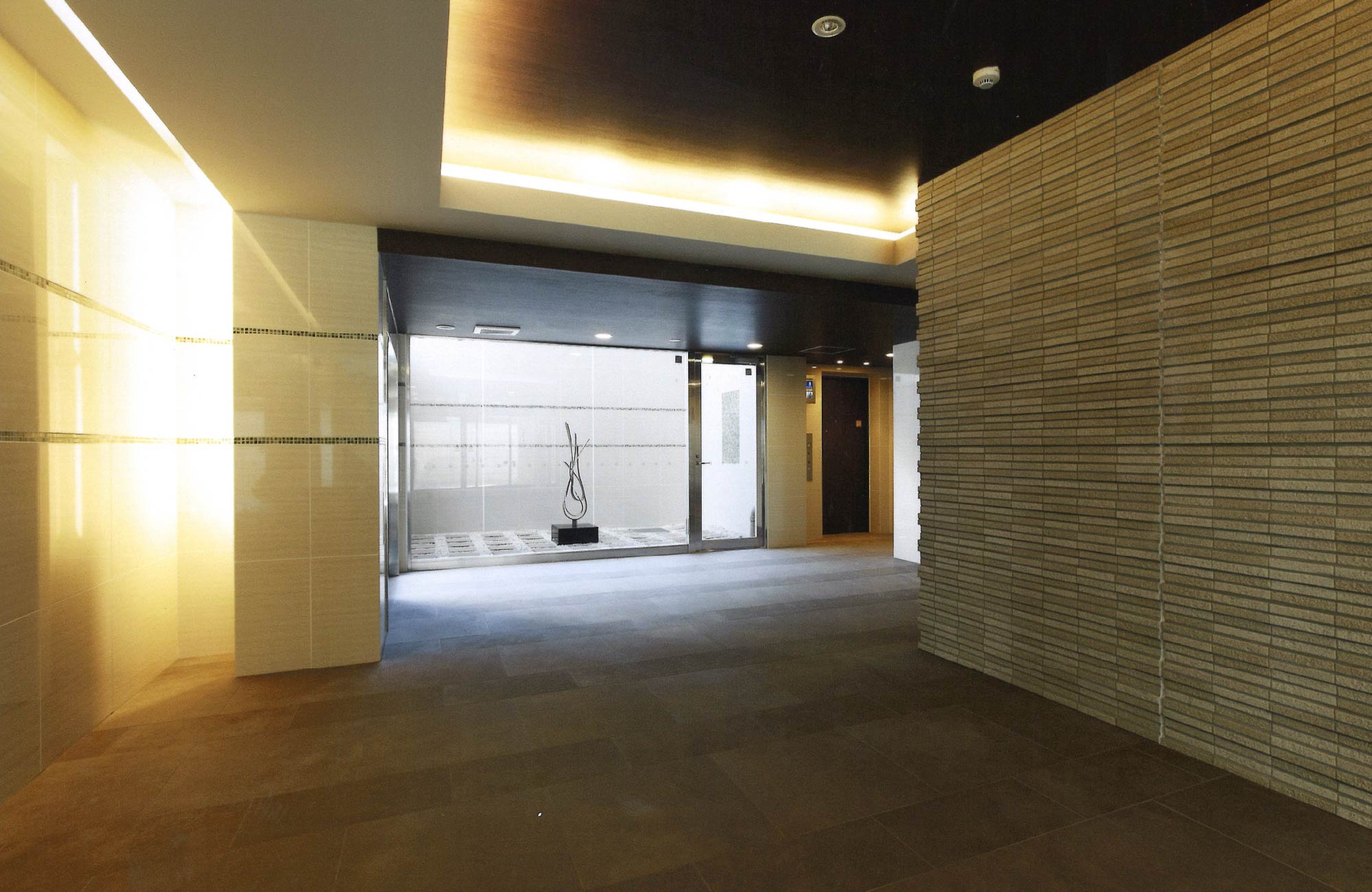 エントランスホール