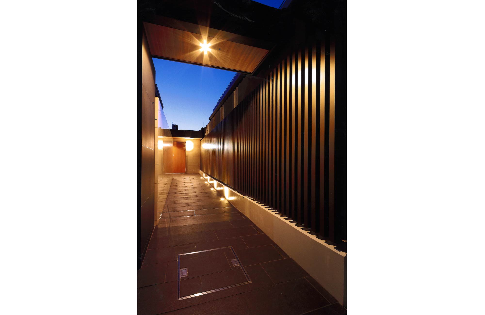 エントランスアプローチ